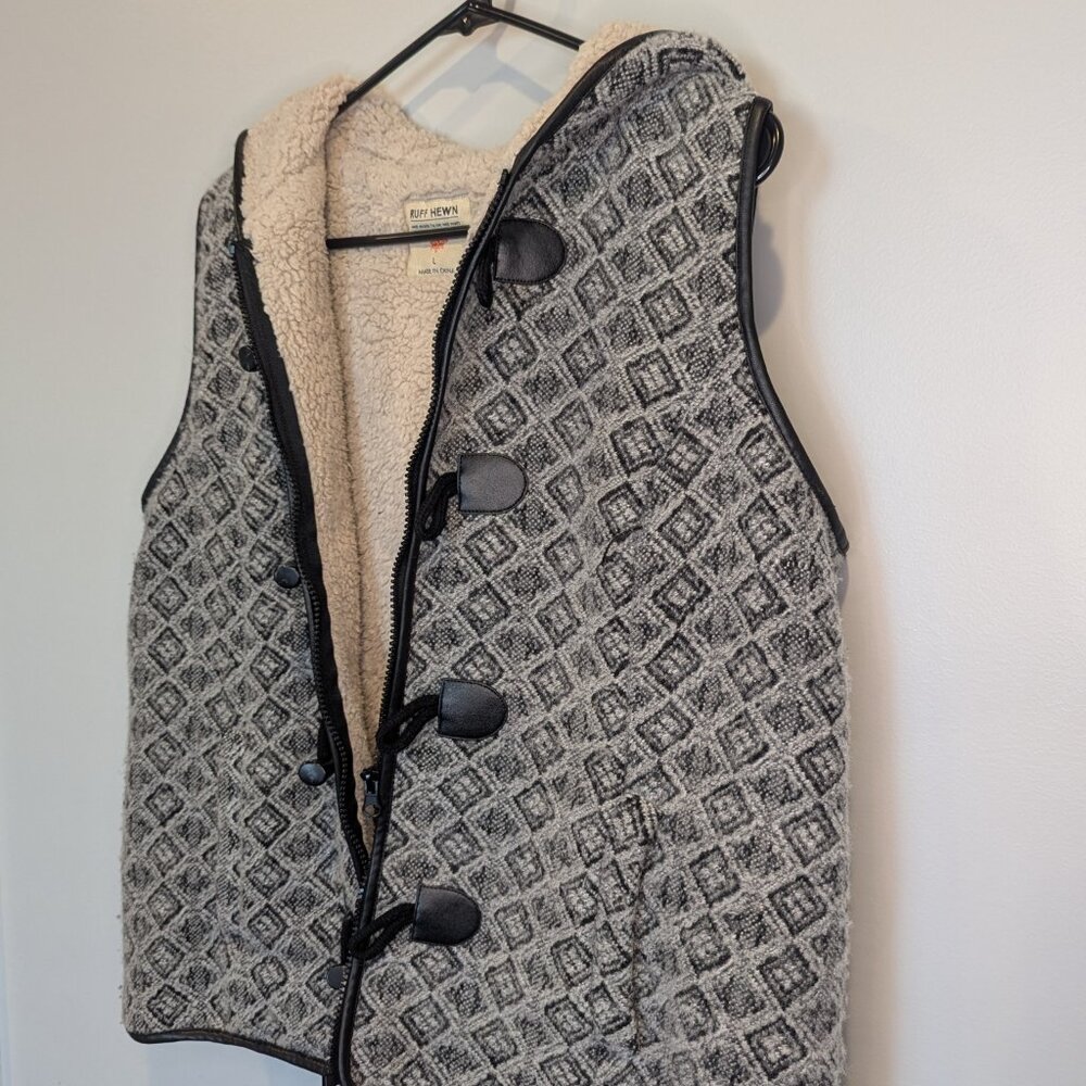 Ruff Hewn Faux Sherpa Lined Hooded Vest Women’s Sz L Gray & Black